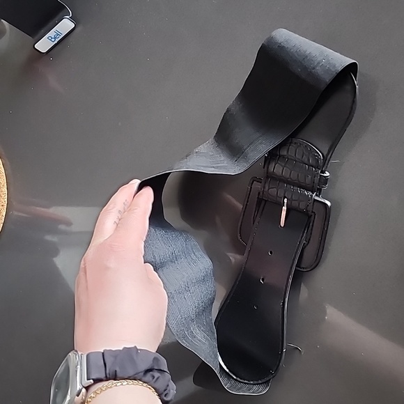 Elastic waist belt. - Picture 4 of 4